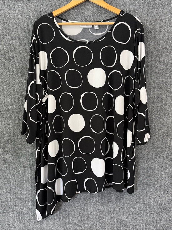 Susan Graver Tops - Susan Graver Womens 3X Tunic Top Black White Asymmetrical Artsy Office Stretch